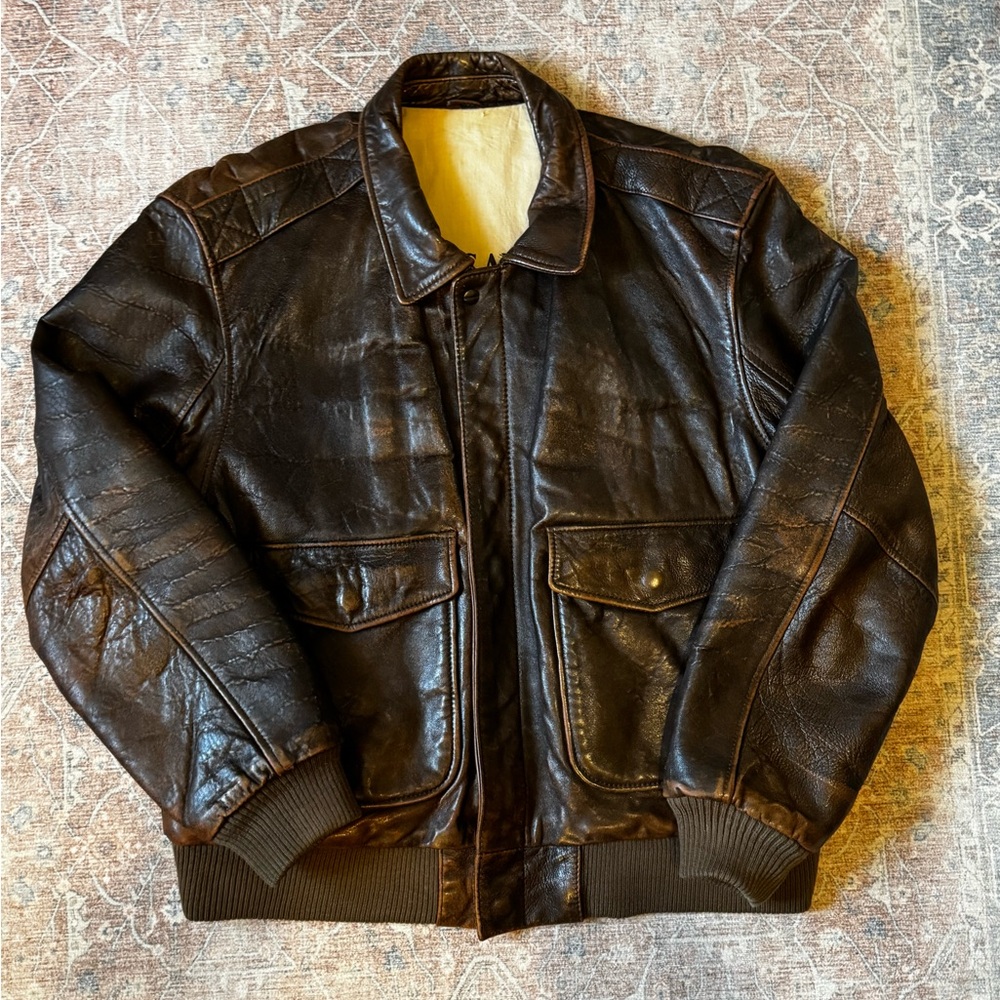 VINTAGE A2 Leather Bomber Jacket - XL/L